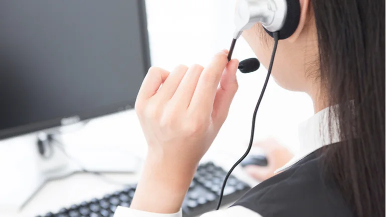 auひかりの問い合わせ先をわかりやすく解説!電話が繋がりずらい時の対処法も紹介